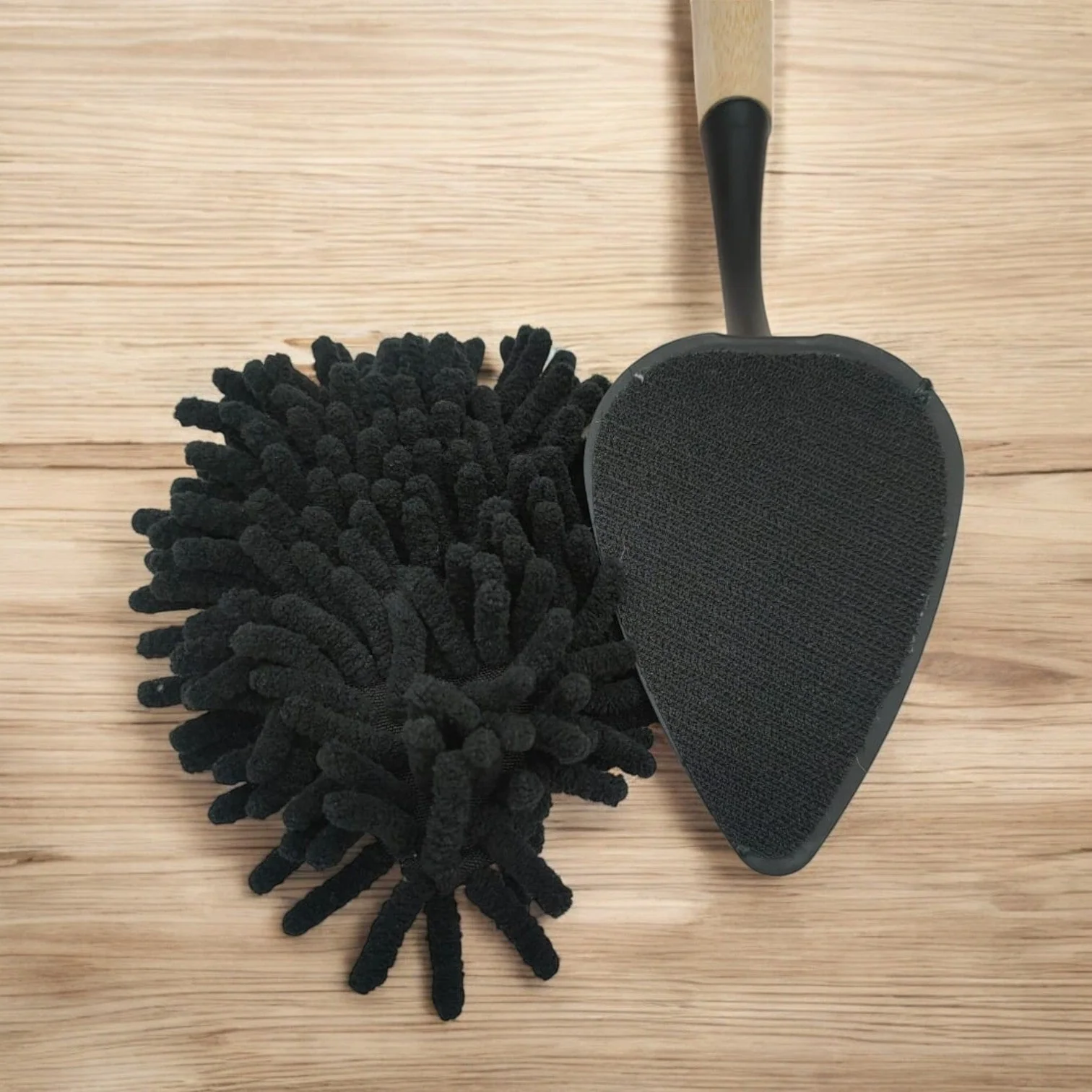 AKDC Plastic Dust Cotton Cloth Brush Bomboo Handle 34cm-Black - Image 3