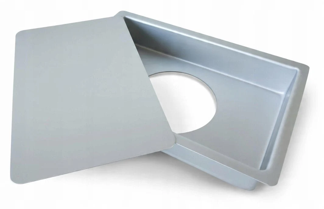 Guardini Anodized Aluminium Rectangular Bake & Roast Pan with Removable Bottom 18cm*28cm*5cm - Image 2