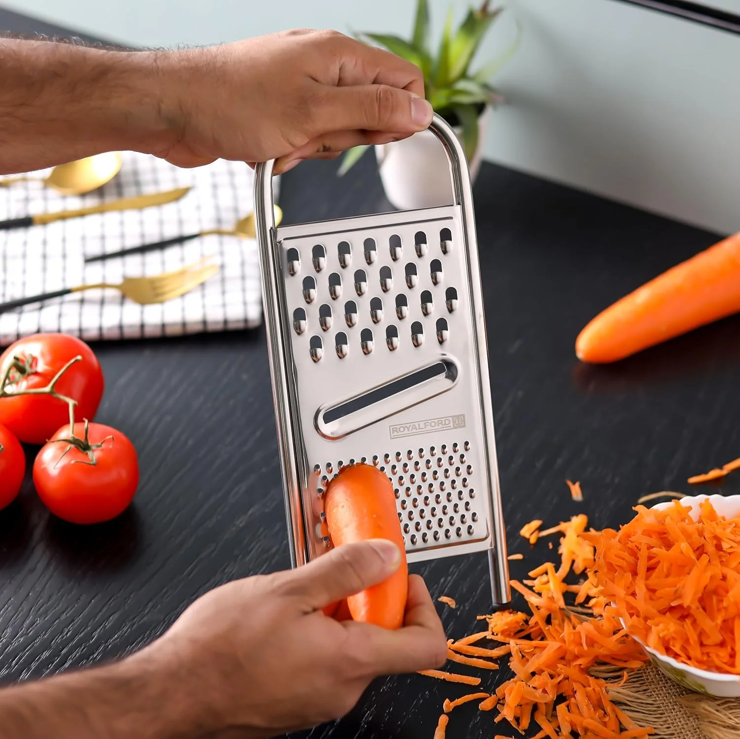 ROYALFORD 3-in-1 Stainless Steel Grater 27.5cm*10.8cm*1.5cm- RF12351 - Image 3