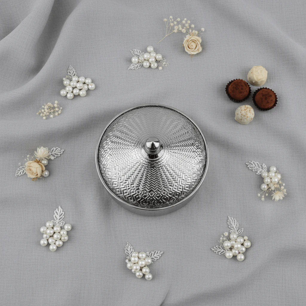 Luxury Ceramic Candy Bowl with Lid | Embossed Geometric Design | 23×7.5 cm | Gold & White,Silver & White | - Image 4