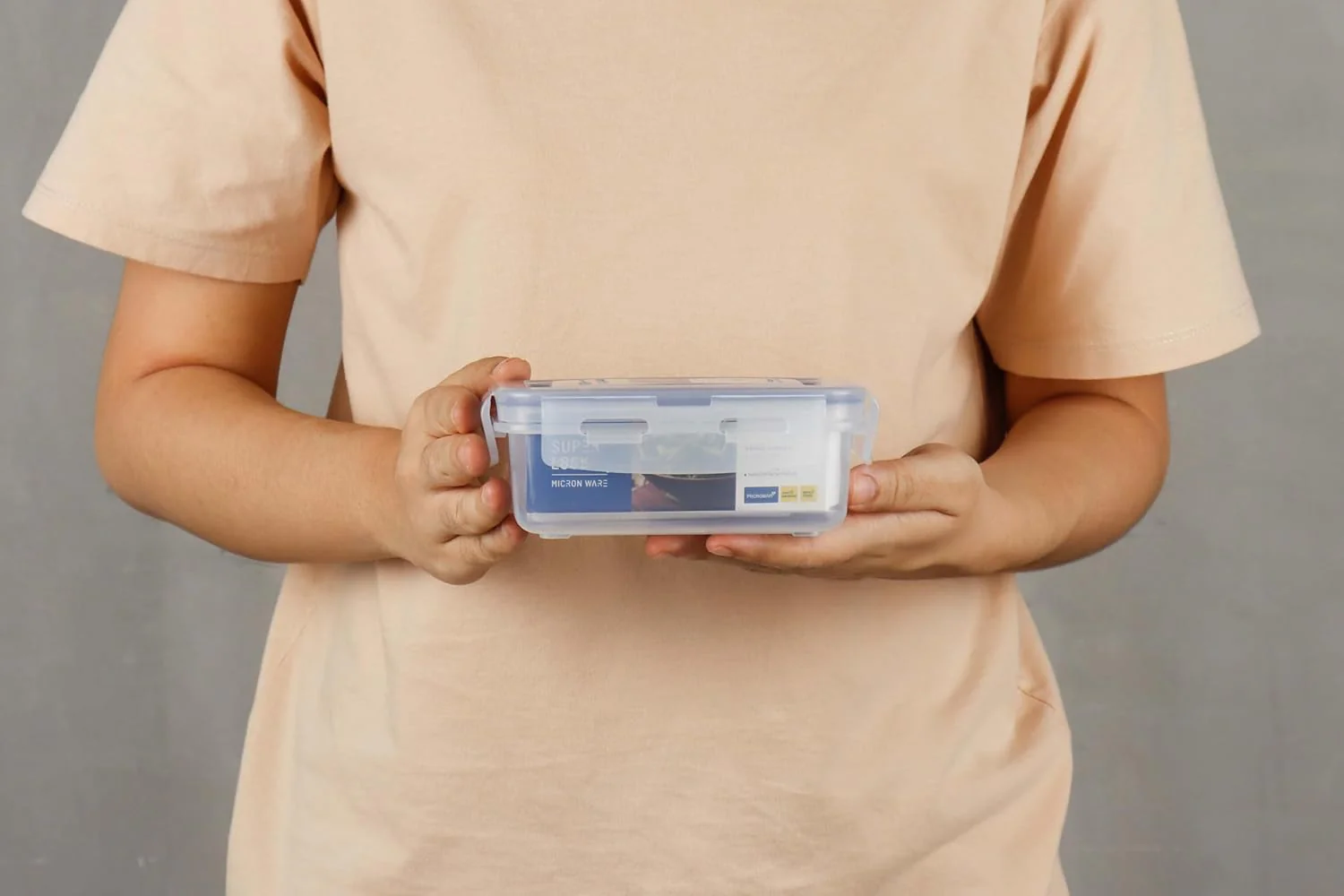 Super Lock Plastic Rectangular Food Container With Lid 400ml-Blue&Transparent - Image 4