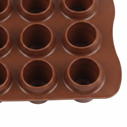 Yuniverse Silicone Witch Hat Mould – 20×11 cm – 15-Cavity Chocolate & Candy Mold - Image 2